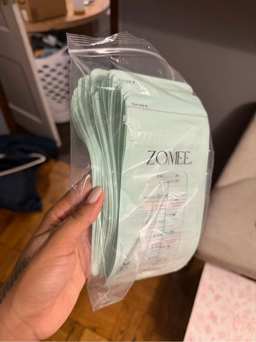 Zomee Mint Green Breast Milk Storage Bags - Reusable Organizer